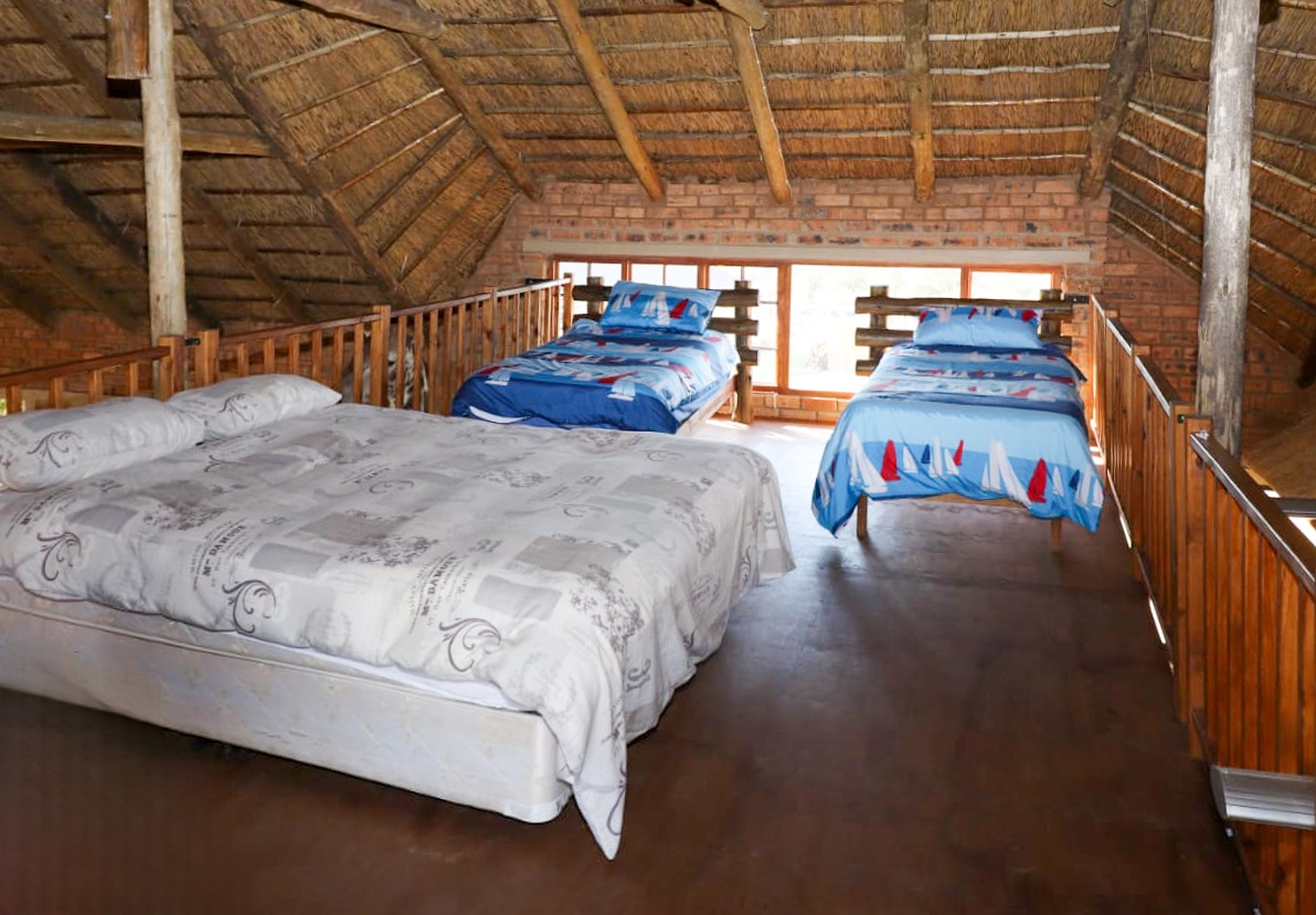 Picsart_24-03-06_13-35-25-823